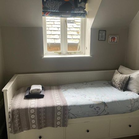 Carp'S Rise Cottage Somerford Keynes Bagian luar foto