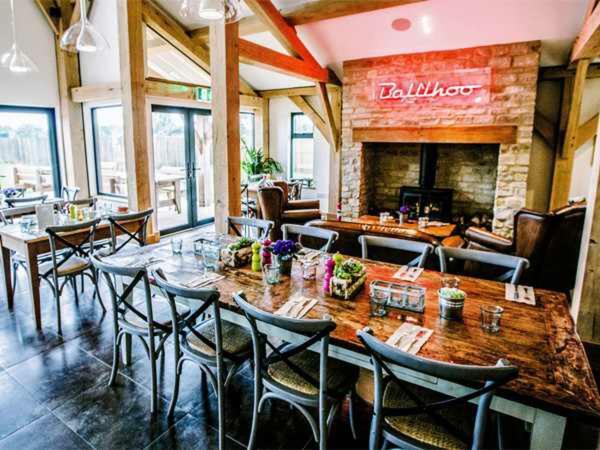 Carp'S Rise Cottage Somerford Keynes Bagian luar foto